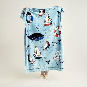 NEW Vera Bradley Plush Throw Blanket - Really Regatta